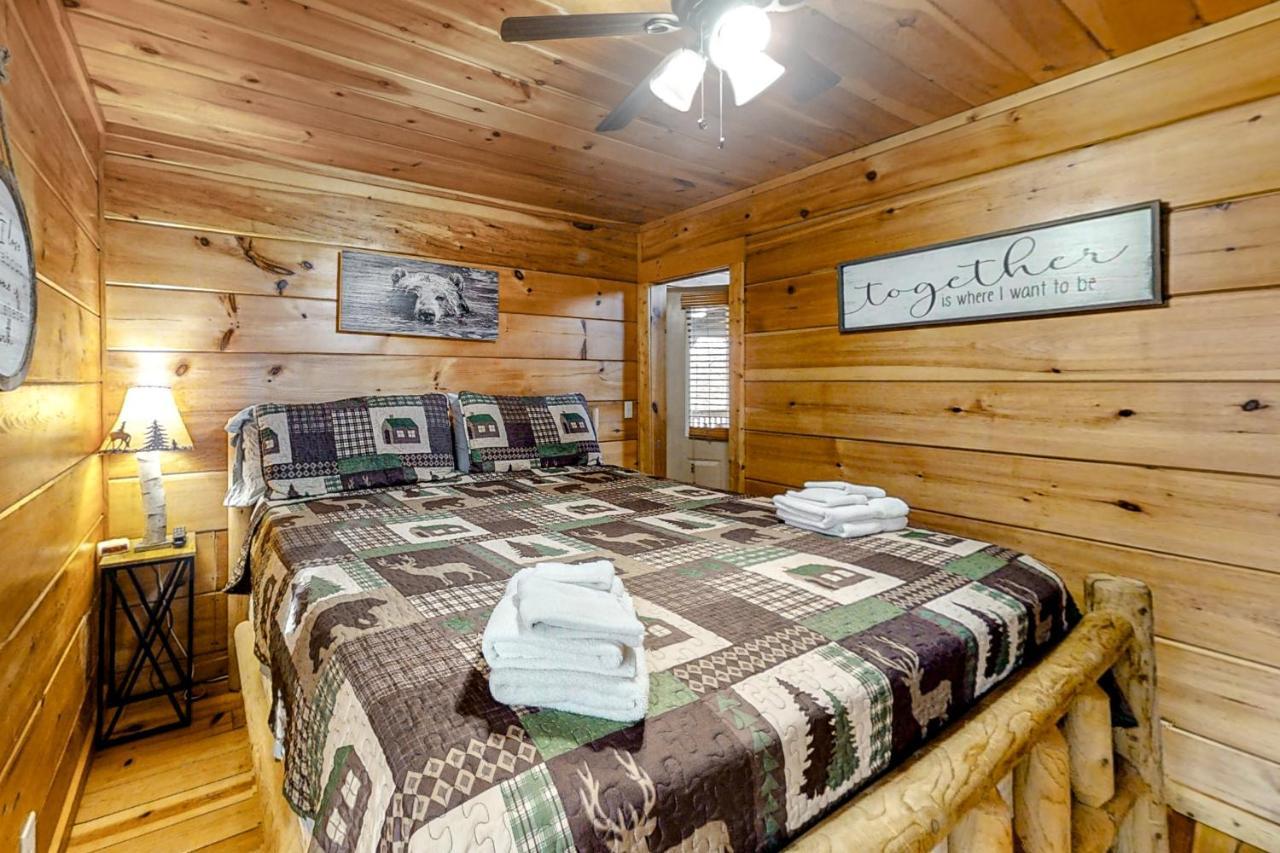 Bearadise Resort Гетлинбург Екстериор снимка