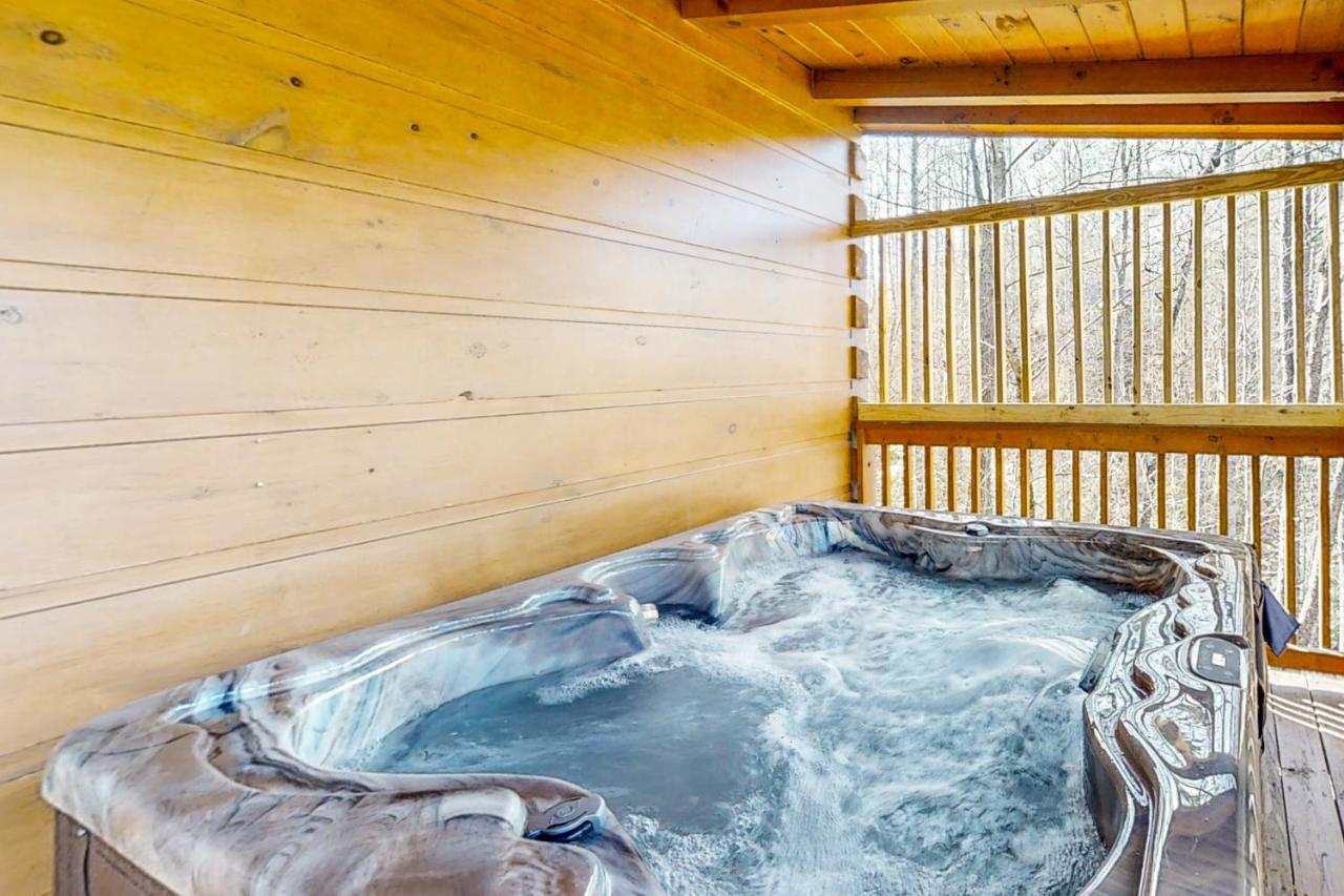 Bearadise Resort Гетлинбург Екстериор снимка